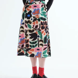 FALDA MIDI CON ESTAMPADO NEO GARDEN